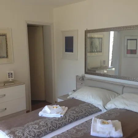 Sonnenstrahl Apartment *